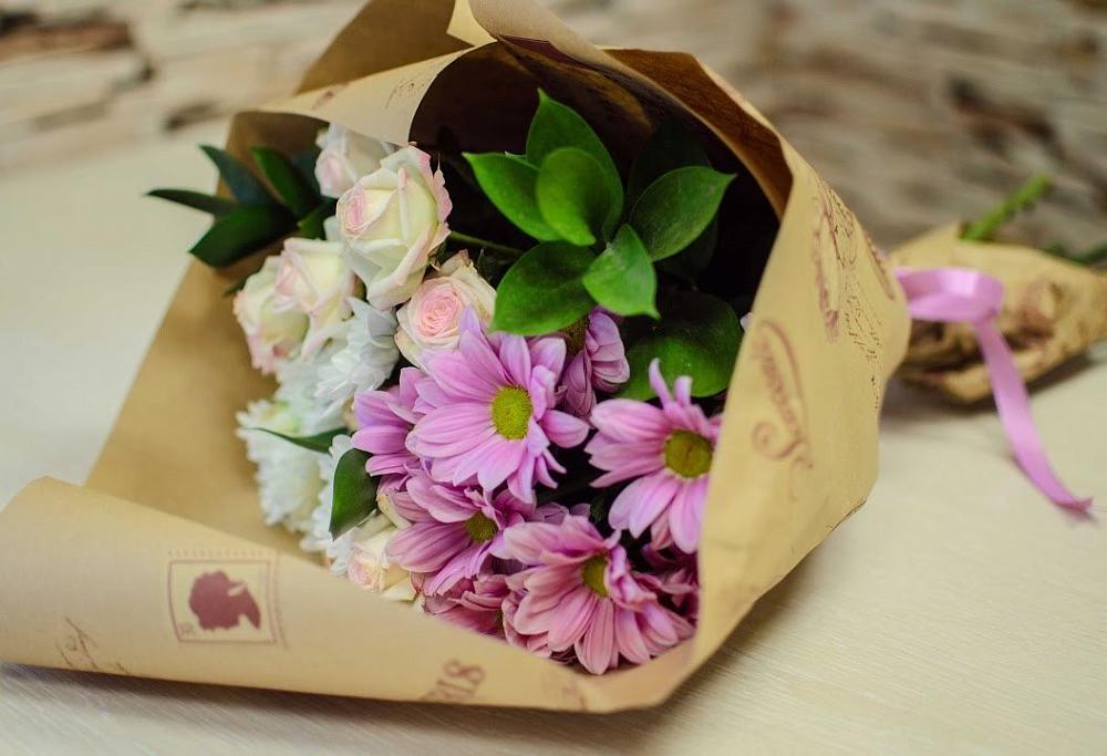 Букет цветов из: Розы и Хризантемы в Репьевке