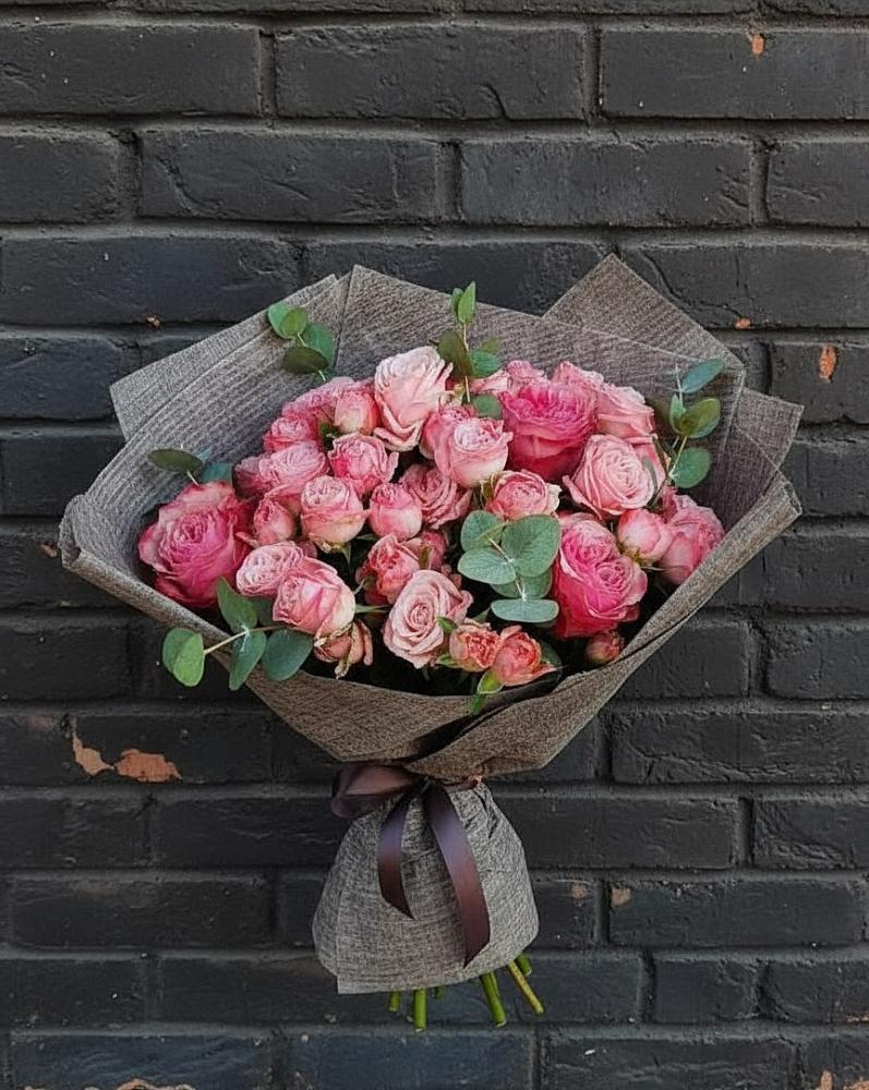 Букет цветов из: Розы в Репьевке