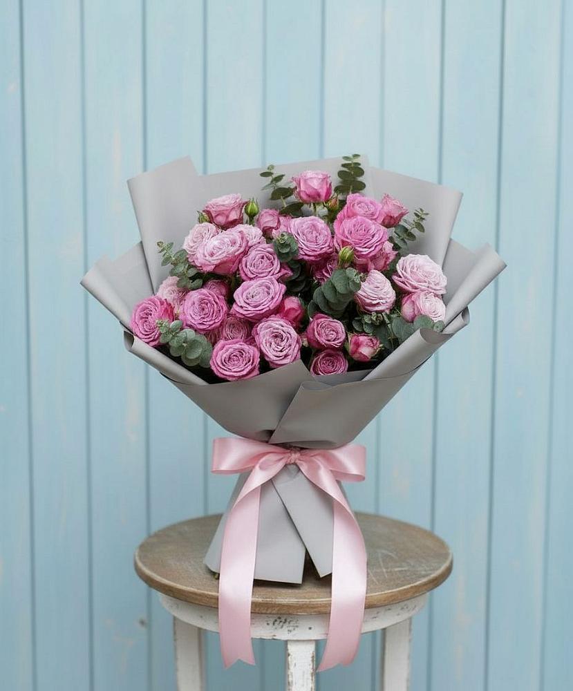 Букет цветов из: Розы в Репьевке