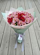 Букет цветов из:  Альстромерии в Репьевке