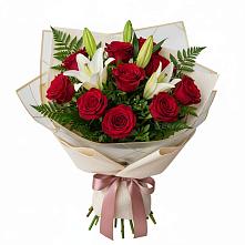 Букет цветов из:  Лилии и Розы в Репьевке