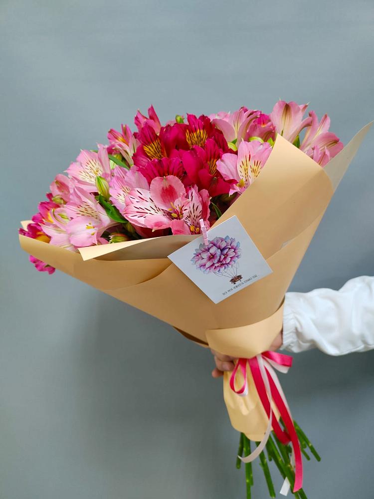 Букет цветов из: Альстромерии в Репьевке