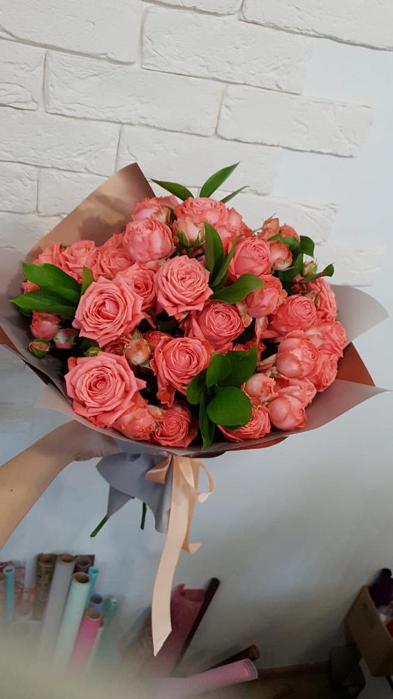 Букет цветов из: Розы в Репьевке