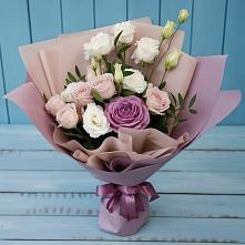 Букет цветов из:  Розы и Лизиантусы #REPLACE_PRED# Репьевке