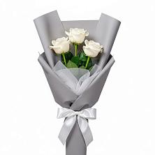 Букет 3 белые розы в Репьевке
