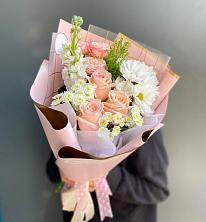 Букет цветов из:  Хризантемы и Розы в Репьевке