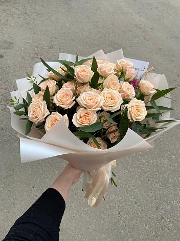 Букет Кремовые розы Латте в Репьевке
