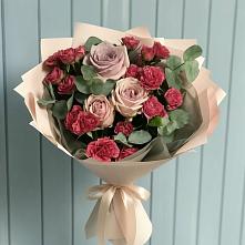 Букет цветов из:  Гвоздики и Розы #REPLACE_PRED# Репьевке