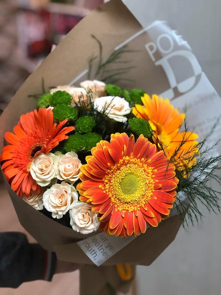 Букет цветов из: Герберы, Хризантемы и Розы в Репьевке